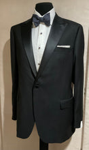 Load image into Gallery viewer, R P TUXEDO BLACK / MADE IN ITALY / SATIN TRIM / PEAK LAPEL / 2 BUTTON / MODERN CLASSIC FIT
