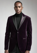 Load image into Gallery viewer, R P IVORY DINNER JACKET / LORO PIANA / WOOL / CASHMERE / CUSTOM BESPOKE / MADE TO MEASURE / MADE TO ORDER / ALL STYLES, DESIGNS & SIZES / FABRICS MADE IN ITALY & ENGLAND / FROM