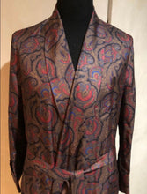 Load image into Gallery viewer, R P LUXURY SILK ROBE / MEDIUM - LARGE / HAND MADE IN AUSTRIA / LIMITED EDITION PAISLEY DESIGN