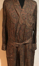Load image into Gallery viewer, R P LUXURY SILK ROBE / MEDIUM - LARGE / HAND MADE IN ITALY / LIMITED EDITION PAISLEY DESIGN