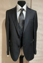 Load image into Gallery viewer, R P SUIT / 2 PIECE OR 3 PIECE VEST / SOLID BLACK / CHARCOAL GREY / CLASSIC FIT / SUPER 150’S WOOL / 36 TO 54 / REGULAR / SHORT / LONG / EXTRA LONG