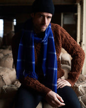Load image into Gallery viewer, R P SCARF / PURE CASHMERE / MADE IN ENGLAND / WIDE SIZE / MEN / WOMEN