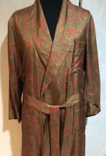 Load image into Gallery viewer, R P LUXURY SILK ROBE / MEDIUM - LARGE / HAND MADE IN ITALY / LIMITED EDITION PAISLEY DESIGN