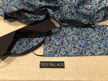 Load image into Gallery viewer, BLUE PAISLEY DESIGN