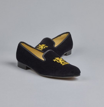Load image into Gallery viewer, ENGLISH VELVET SHOES / BLACK VELVET WITH CREST / 7 DESIGNS / SIZE 6 TO 13