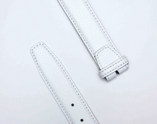 Load image into Gallery viewer, R P BELT / WHITE PEBBLE CALF / HAND MADE IN ITALY / BUCKLE / GOLD / SILVER / MATT SILVER