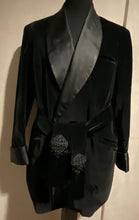 Load image into Gallery viewer, R P VELVET SMOKING JACKETS / ROBES / PAJAMAS / MEN / WOMEN / 15 ELEGANT COLORS / CUSTOM BESPOKE HAND MADE
