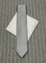 Load image into Gallery viewer, R P TIES / POCKET SQUARES / HAND MADE / CUSTOM BESPOKE / MADE TO MEASURE / MADE TO ORDER
