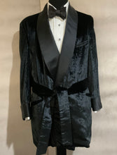 Load image into Gallery viewer, R P VELVET SMOKING JACKETS / ROBES / PAJAMAS / MEN / WOMEN / 15 ELEGANT COLORS / CUSTOM BESPOKE HAND MADE / FROM
