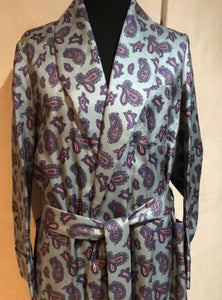 R P LUXURY SILK ROBE / MEDIUM - LARGE / HAND MADE IN ENGLAND / LIMITED EDITION PAISLEY DESIGN