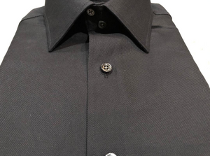 R P DESIGNS TUXEDO SHIRT / HAND PLEATED FRONT / BLACK SKULL & CROSSBONES / COTTON